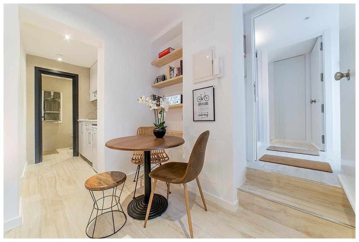 Apartamentos Madrid Rio Esterno foto