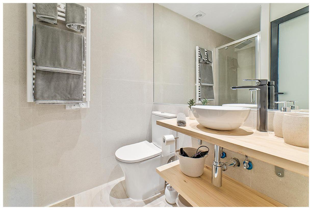 Apartamentos Madrid Rio Esterno foto